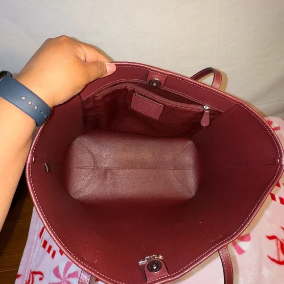 Coach Large City Tote Bag - Picture 5 of 12
